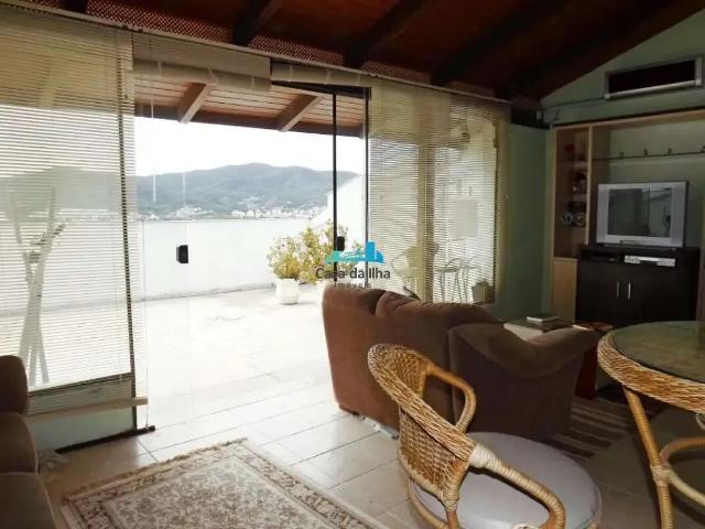 Casa / Sobrado para Venda em Florianópolis/SC Trindade 6 Quartos
