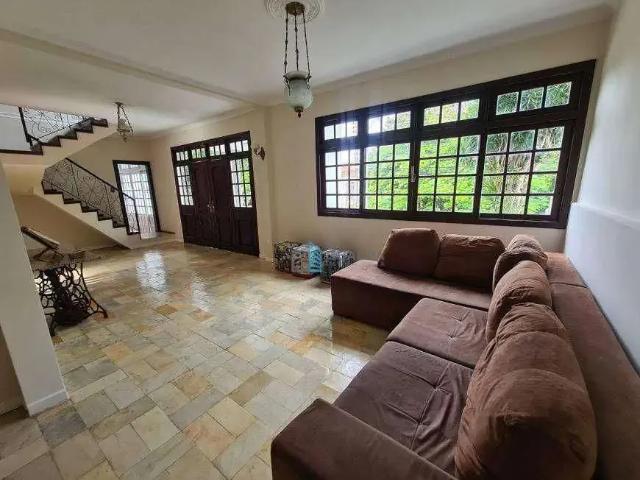 Casa / Sobrado para Venda em Florianópolis/SC Trindade 6 Quartos