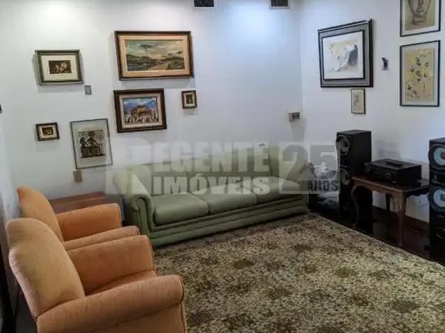 Casa / Sobrado para Venda em Florianópolis/SC Trindade 6 Quartos