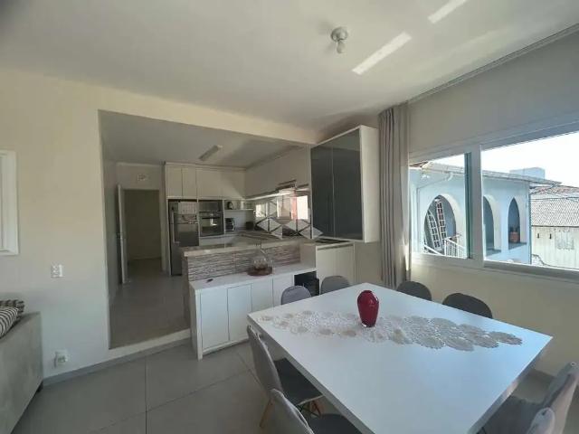 Casa / Sobrado para Venda em Florianópolis/SC Trindade 6 Quartos