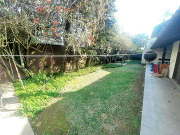 Praça Alice Roberto Piemontez - Garagem