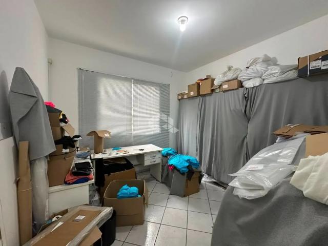 Casa / Sobrado para Venda em Florianópolis/SC Trindade 8 Quartos