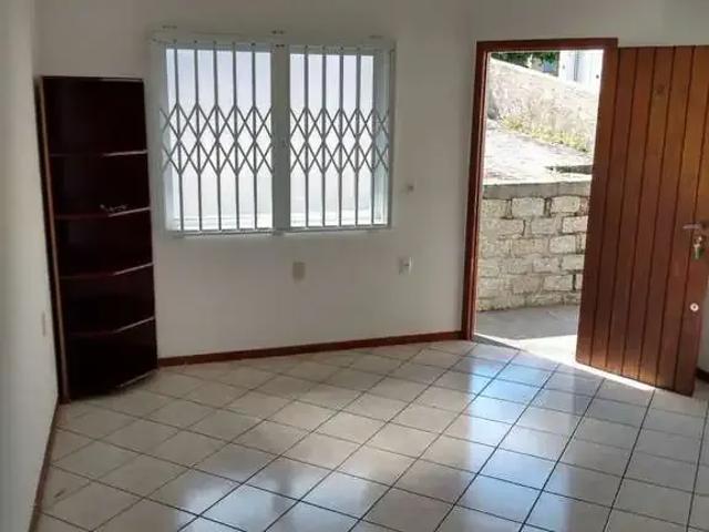 Casa / Sobrado para Venda em Florianópolis/SC Trindade 8 Quartos