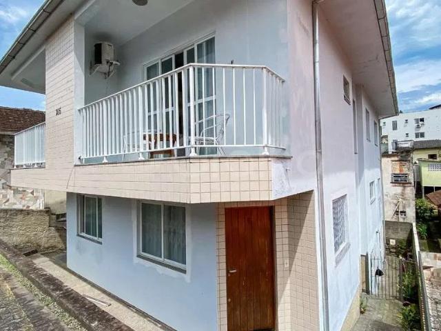 Casa / Sobrado para Venda em Florianópolis/SC Trindade 8 Quartos