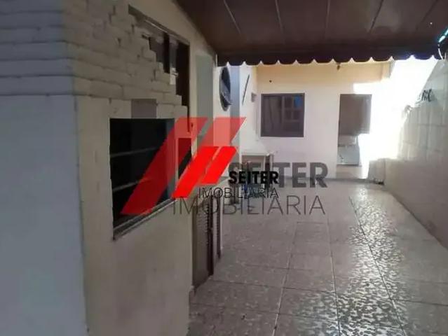 Casa / Sobrado para Venda em Florianópolis/SC Trindade 9 Quartos