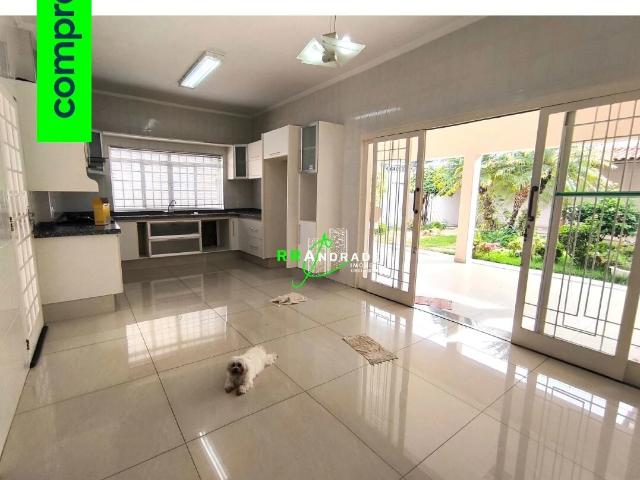 Casa / Sobrado para Venda em Franca/SP Jardim Barão 4 Quartos
