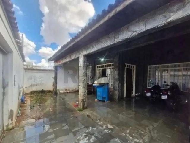 Casa / Sobrado para Venda em Franca/SP Parque Doutor Carrão 3 Quartos