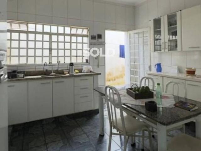 Casa / Sobrado para Venda em Franca/SP Residencial São Tomaz 3 Quartos