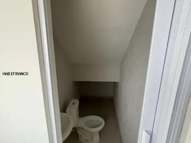 Casa / Sobrado para Venda em Francisco Morato/SP Jardim Vassouras II 2 Quartos