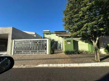 Casa / Sobrado para Venda em Garça/SP Portal do Lago 3 Quartos