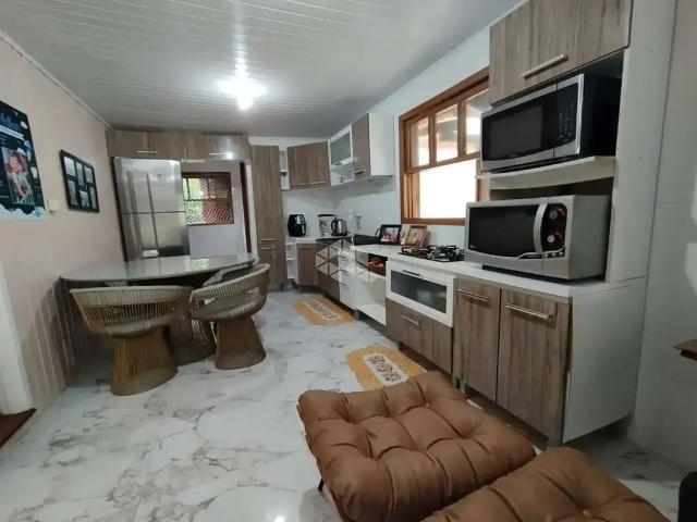 Casa / Sobrado para Venda em Garibaldi/RS Tamandaré 4 Quartos