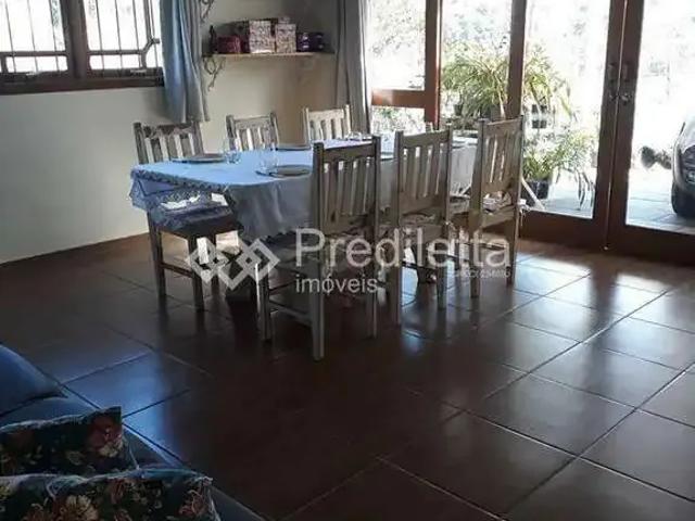 Casa / Sobrado para Venda em Garibaldi/RS Alfândega 4 Quartos