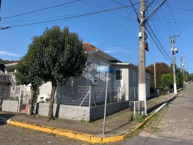Casa / Sobrado para Venda em Garibaldi/RS Centro 3 Quartos