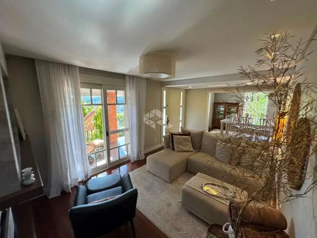 Casa / Sobrado para Venda em Garibaldi/RS Centro 3 Quartos