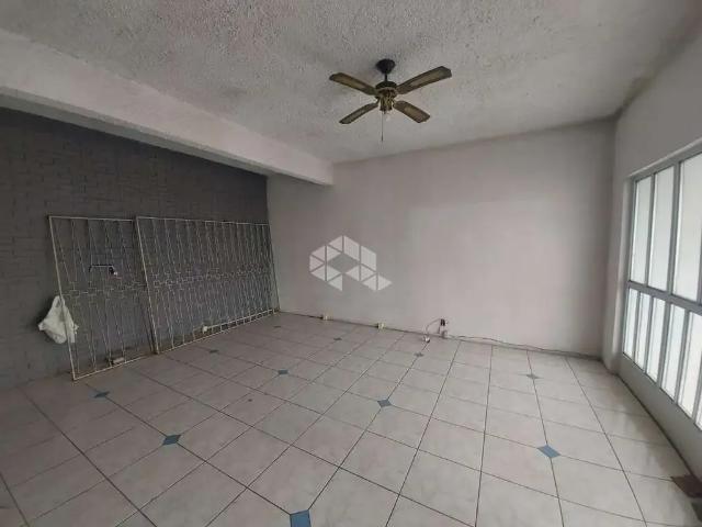 Casa / Sobrado para Venda em Garibaldi/RS Centro 4 Quartos