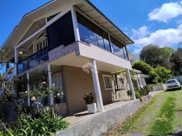 Casa / Sobrado para Venda em Garibaldi/RS Chácaras 3 Quartos