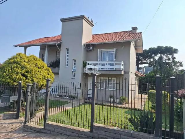 Casa / Sobrado para Venda em Garibaldi/RS Chácaras 3 Quartos