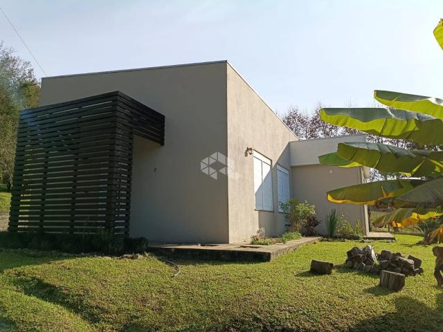 Casa / Sobrado para Venda em Garibaldi/RS Garibaldina 3 Quartos
