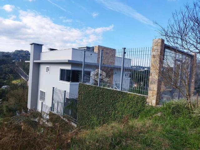 Casa / Sobrado para Venda em Garibaldi/RS Juventude 3 Quartos