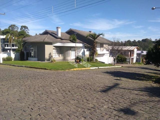 Casa / Sobrado para Venda em Garibaldi/RS Peterlongo 4 Quartos
