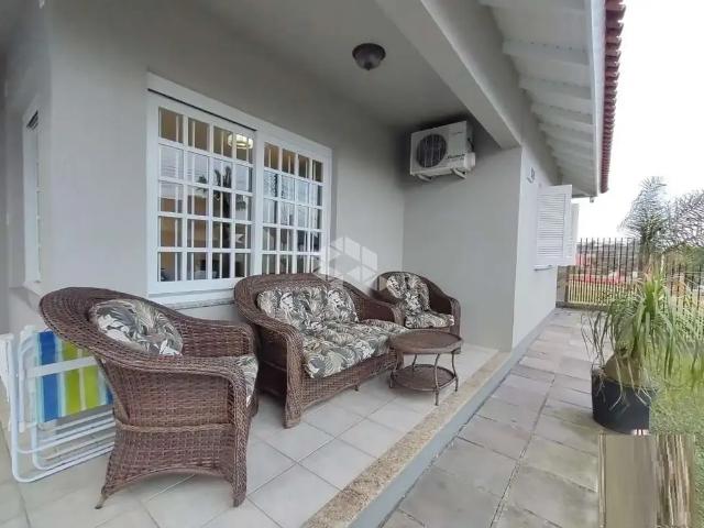 Casa / Sobrado para Venda em Garibaldi/RS Santa Terezinha 3 Quartos