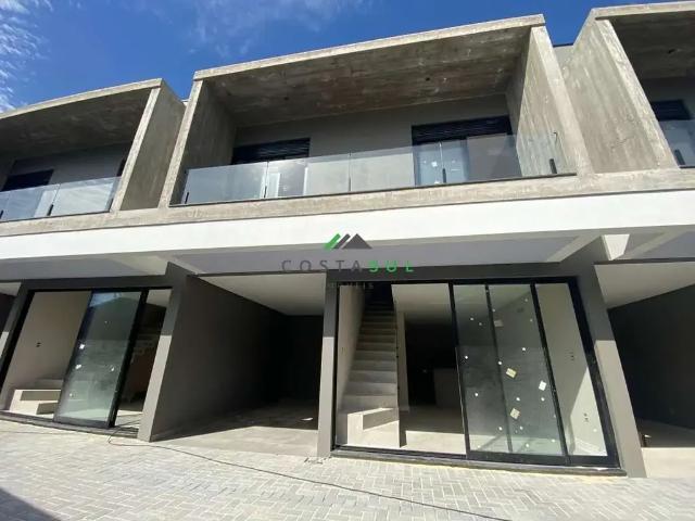 Casa / Sobrado para Venda em Garopaba/SC Morrinhos 2 Quartos