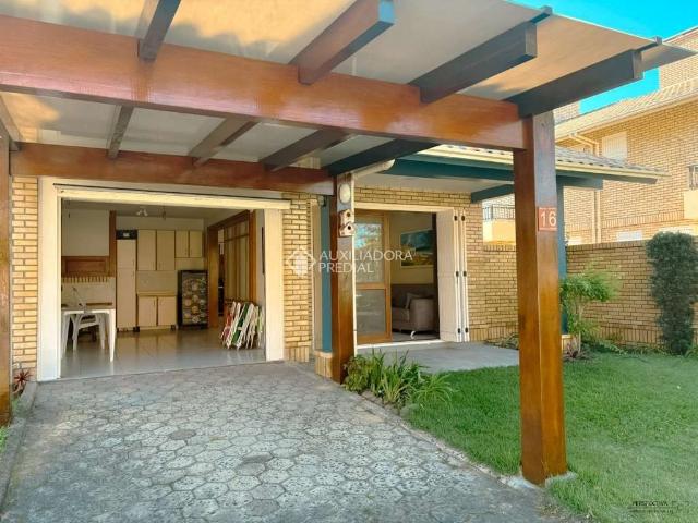 Casa / Sobrado para Venda em Garopaba/SC Morrinhos 3 Quartos