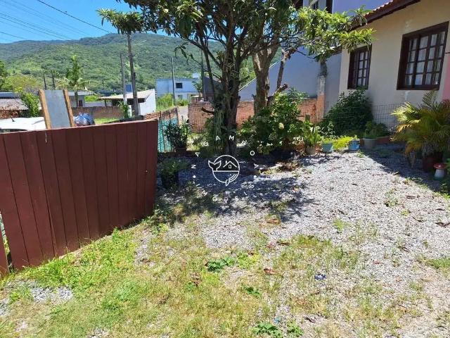 Casa / Sobrado para Venda em Garopaba/SC Ambrósio 3 Quartos