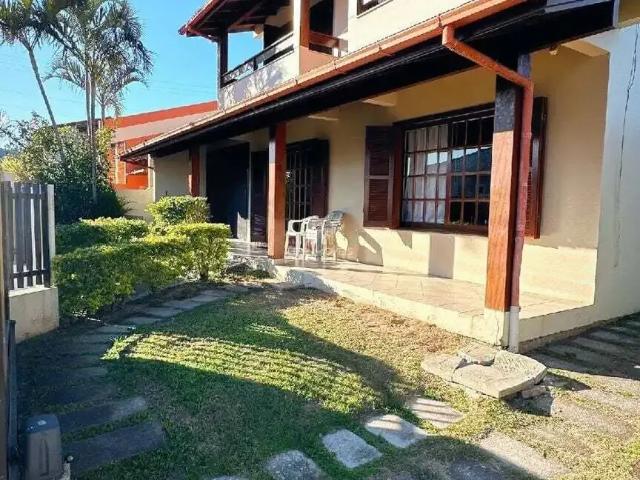 Casa / Sobrado para Venda em Garopaba/SC Centro 7 Quartos