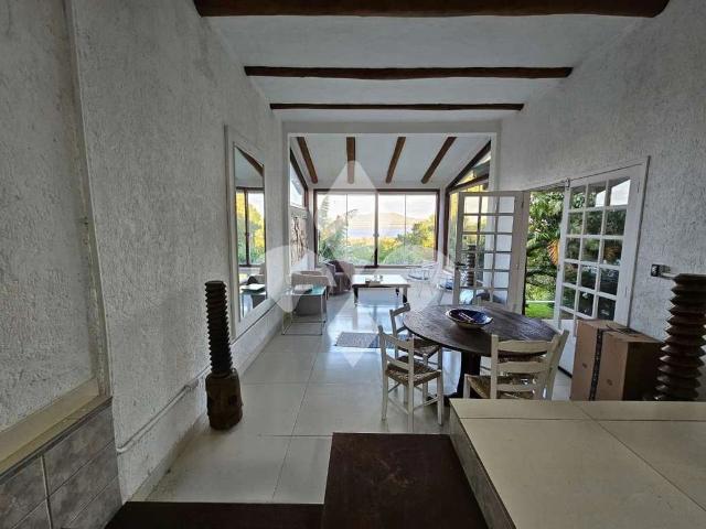 Casa / Sobrado para Venda em Garopaba/SC Encantada 2 Quartos