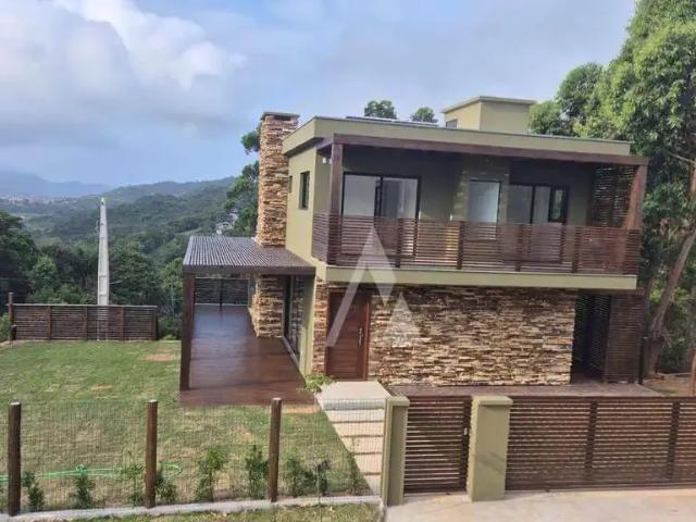 Casa / Sobrado para Venda em Garopaba/SC Praia da Ferrugem 3 Quartos