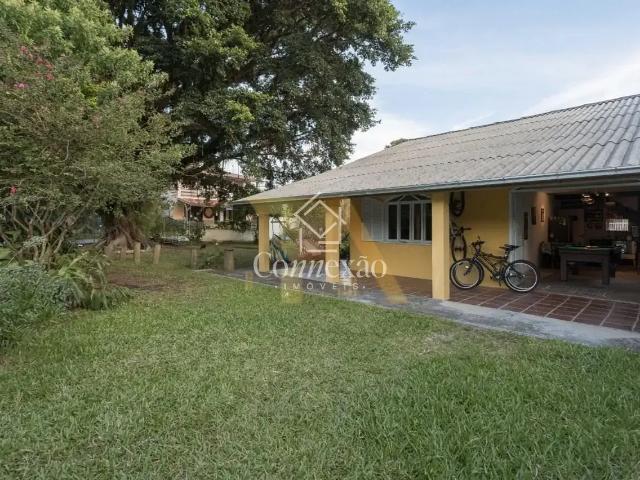 Casa / Sobrado para Venda em Garopaba/SC Praia da Ferrugem 5 Quartos