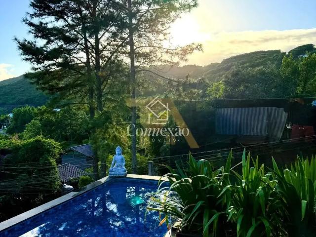 Casa / Sobrado para Venda em Garopaba/SC Praia da Silveira 3 Quartos