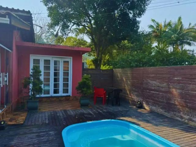 Casa / Sobrado para Venda em Garopaba/SC Ressacada 2 Quartos