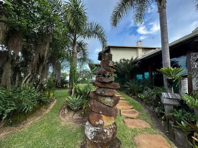 Casa / Sobrado para Venda em Garopaba/SC Siriú 2 Quartos