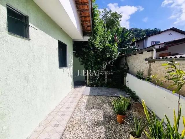 Casa / Sobrado para Venda em Gaspar/SC Bela Vista 3 Quartos