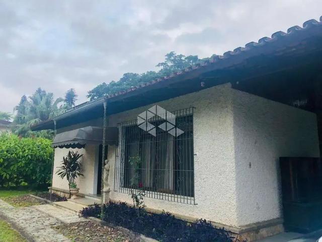 Casa / Sobrado para Venda em Gaspar/SC Bela Vista 4 Quartos