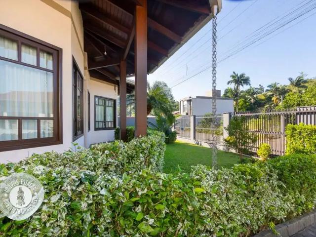 Casa / Sobrado para Venda em Gaspar/SC Belchior Central 3 Quartos