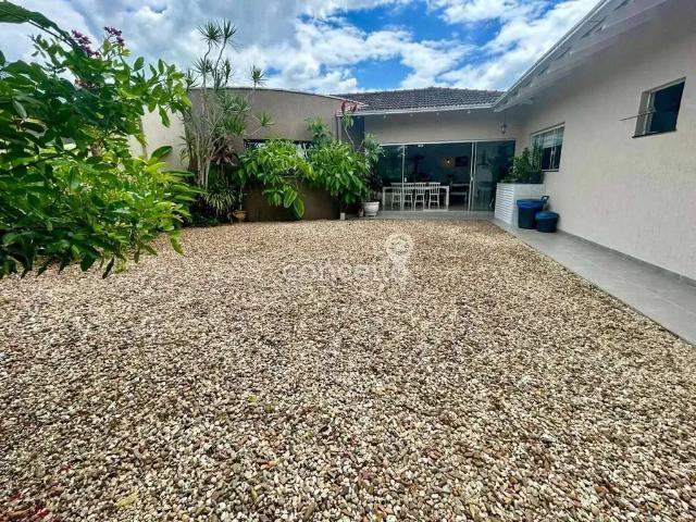 Casa / Sobrado para Venda em Gaspar/SC Sete de Setembro 3 Quartos
