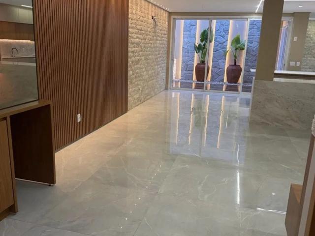Casa / Sobrado para Venda em Goiânia/GO Jardim Atlântico 4 Quartos