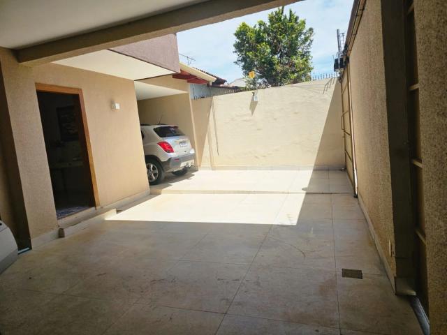 Casa / Sobrado para Venda em Goiânia/GO Jardim Atlântico 5 Quartos