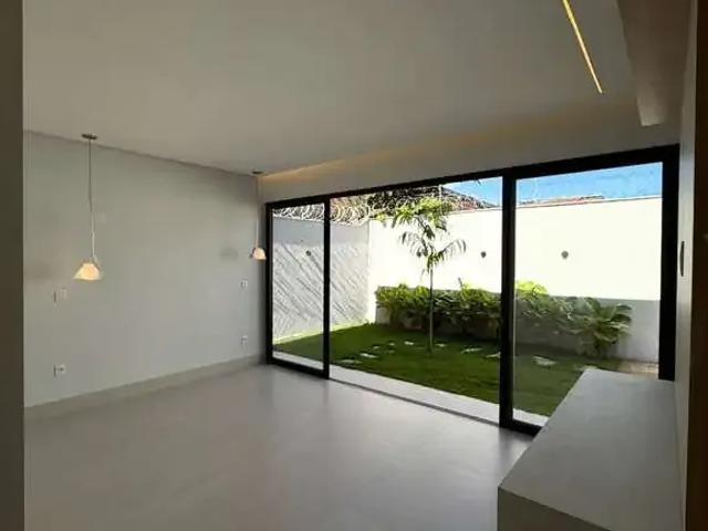 Casa / Sobrado para Venda em Goiânia/GO Jardim Atlântico 3 Quartos