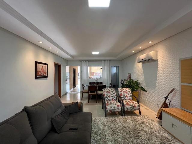 Casa / Sobrado para Venda em Goiânia/GO Jardim América 3 Quartos