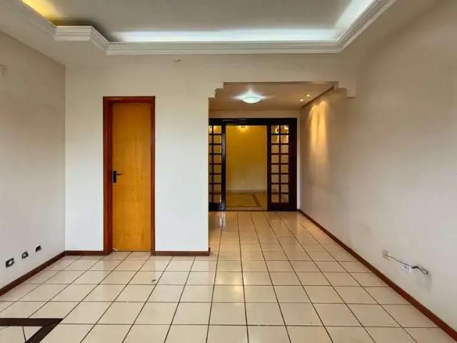 Casa / Sobrado para Venda em Goiânia/GO Jardim América 3 Quartos