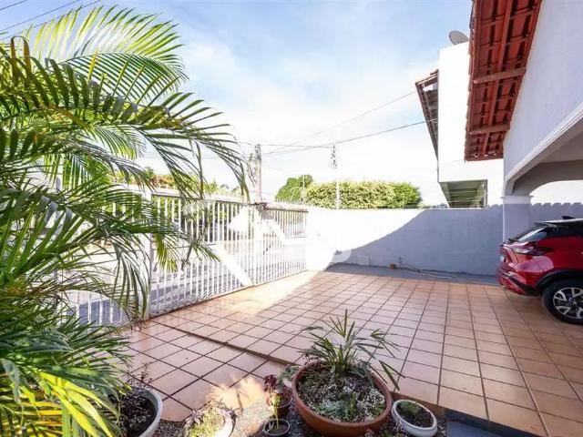 Casa / Sobrado para Venda em Goiânia/GO Jardim América 4 Quartos