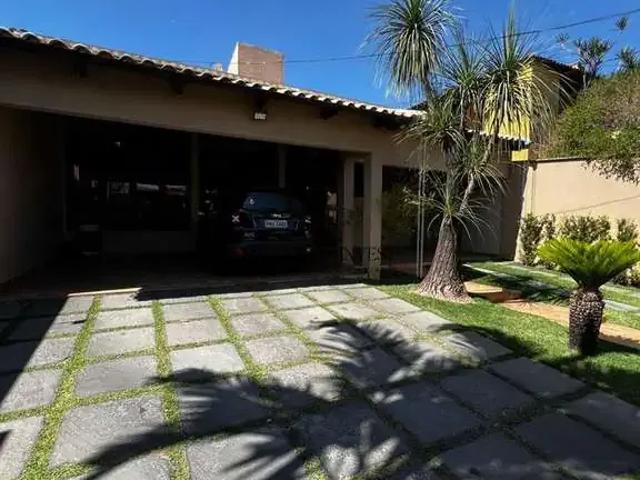 Casa / Sobrado para Venda em Goiânia/GO Jardim América 4 Quartos