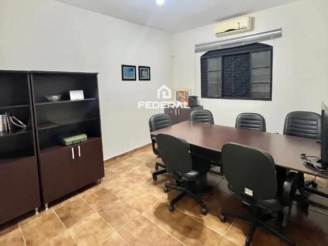 Casa / Sobrado para Venda em Goiânia/GO Jardim América 4 Quartos