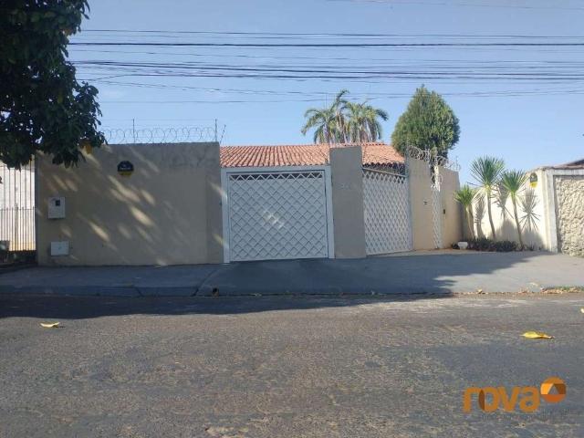 Casa / Sobrado para Venda em Goiânia/GO Jardim América 4 Quartos