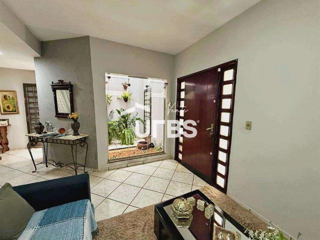 Casa / Sobrado para Venda em Goiânia/GO Jardim América 4 Quartos