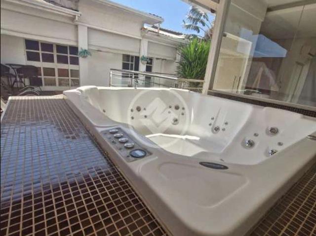 Casa / Sobrado para Venda em Goiânia/GO Jardim América 5 Quartos